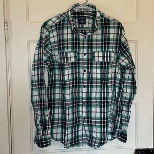 FREE W/ purchase! Faded Glory plaid long sleeve button down flannel shirt